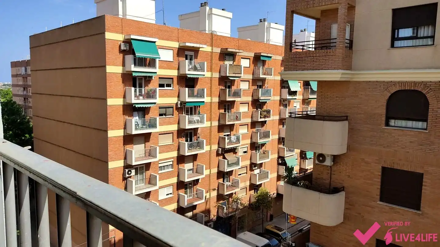 Vista exterior de Piso de alquiler en Valencia con Aire acondicionado y Amueblado