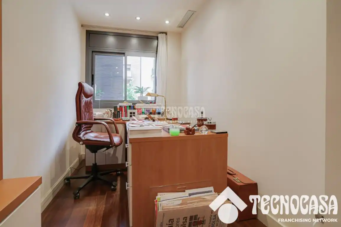 Piso en venta en Barcelona con Aire acondicionado, Parquet y Terraza