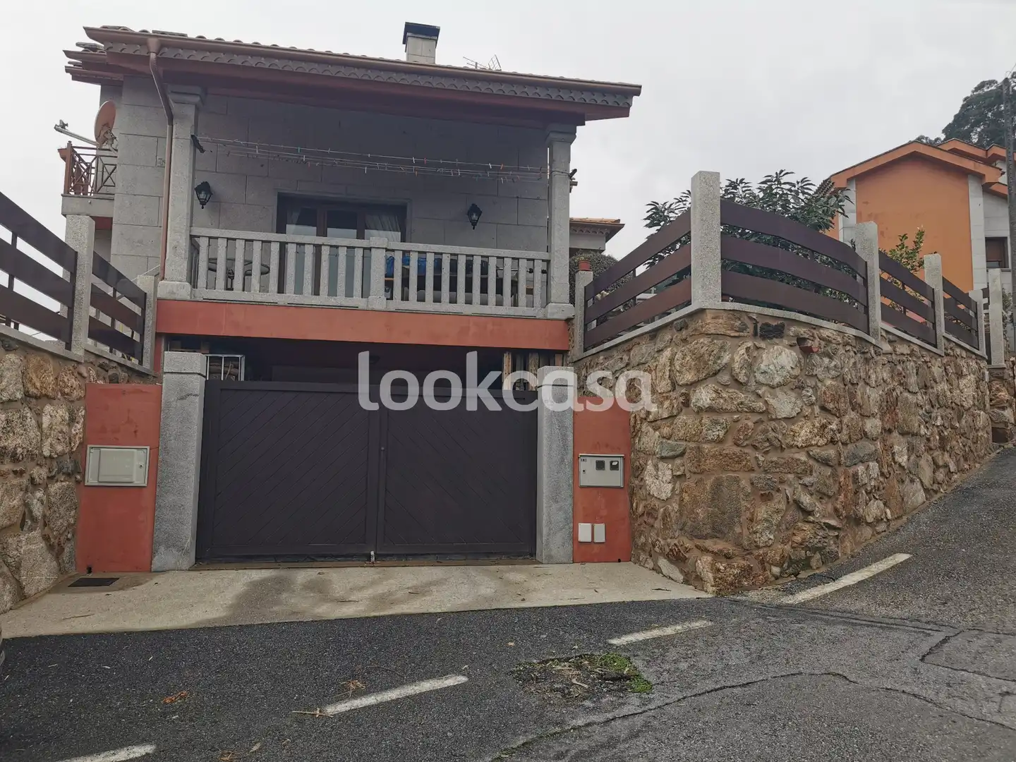 Houses for sale in EP-9201, Dorrón