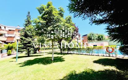 Garden of Flat for sale in Pozuelo de Alarcón  with Air Conditioner