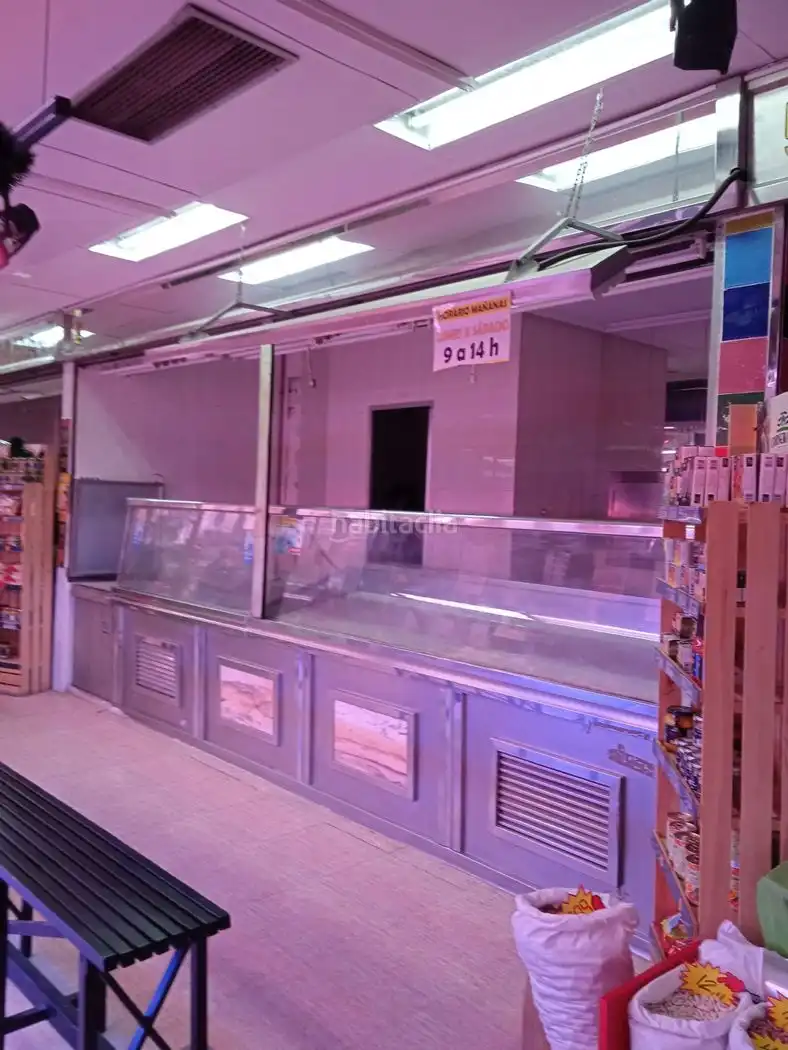 Local comercial en alquiler en Calle Cid Campeador 1, imagen 4