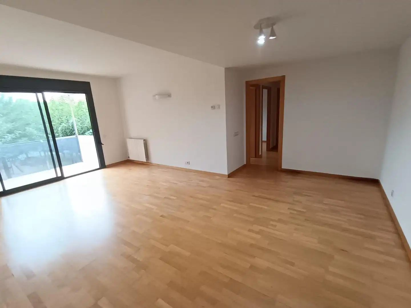 Flat with terrace for sale in Carrer de Copenhaguen 242, imagen 5