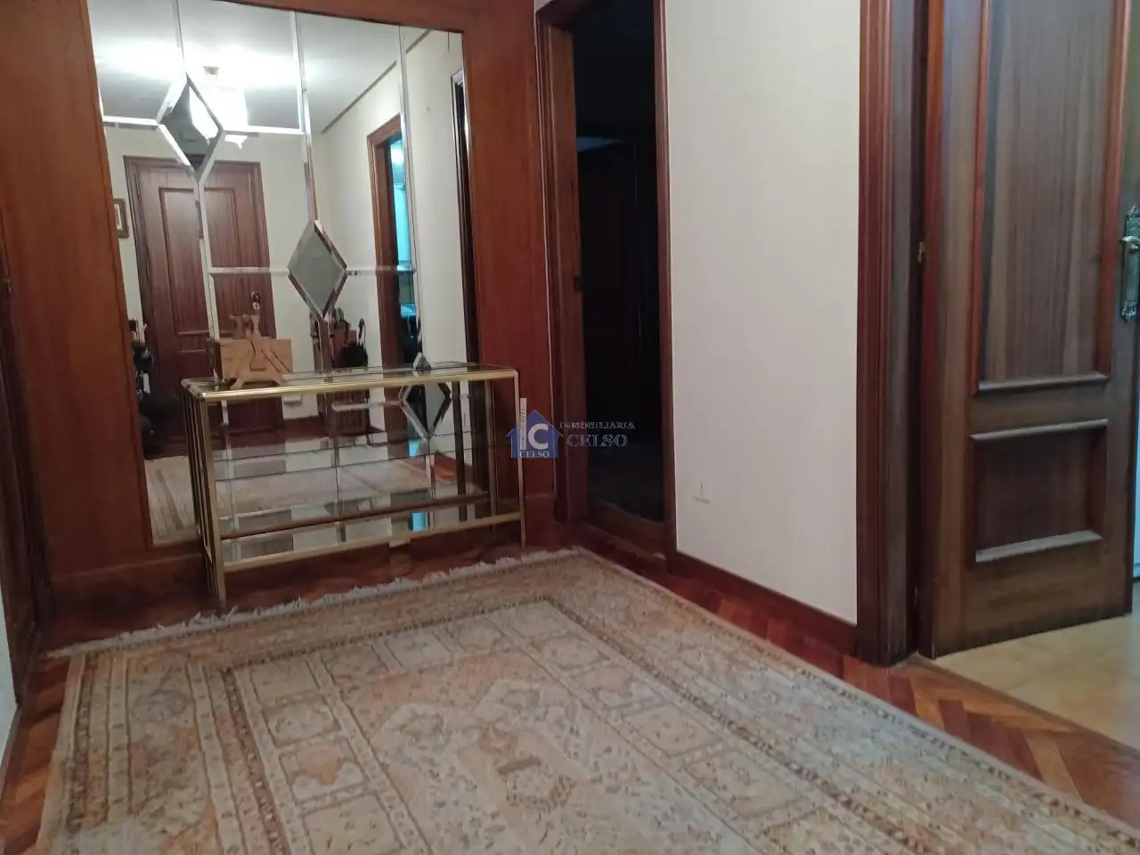 Piso en venta en Ourense Capital  con Calefacción y Amueblado