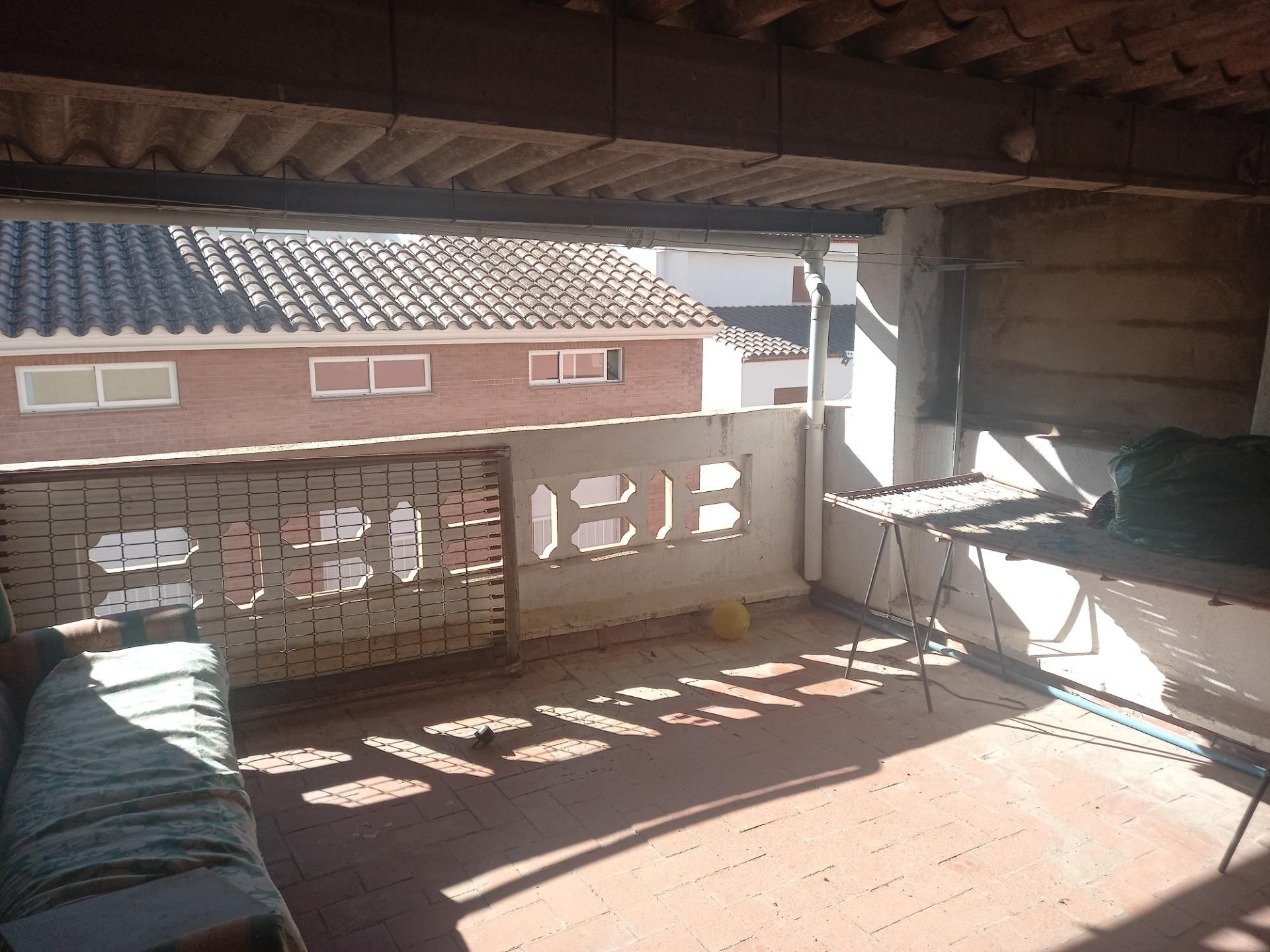 Terrassa de Casa adosada en venda en Vall d'Alba amb Terrassa i Alarma