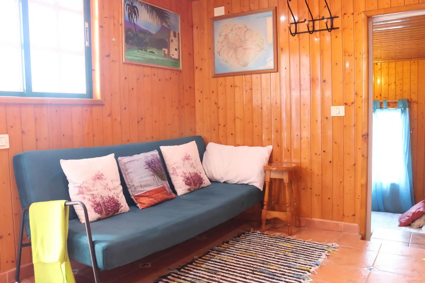 Sala de estar de Finca rústica en venta en Hermigua con Jardín privado, Terraza y Amueblado