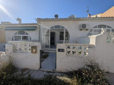 Bungalow in vendita a Avenida Adradas