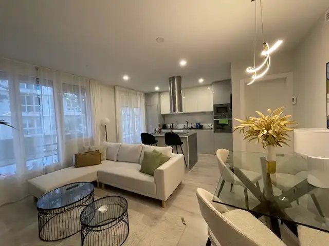Piso con ascensor en venta en Carrer de Sardenya, imagen 4