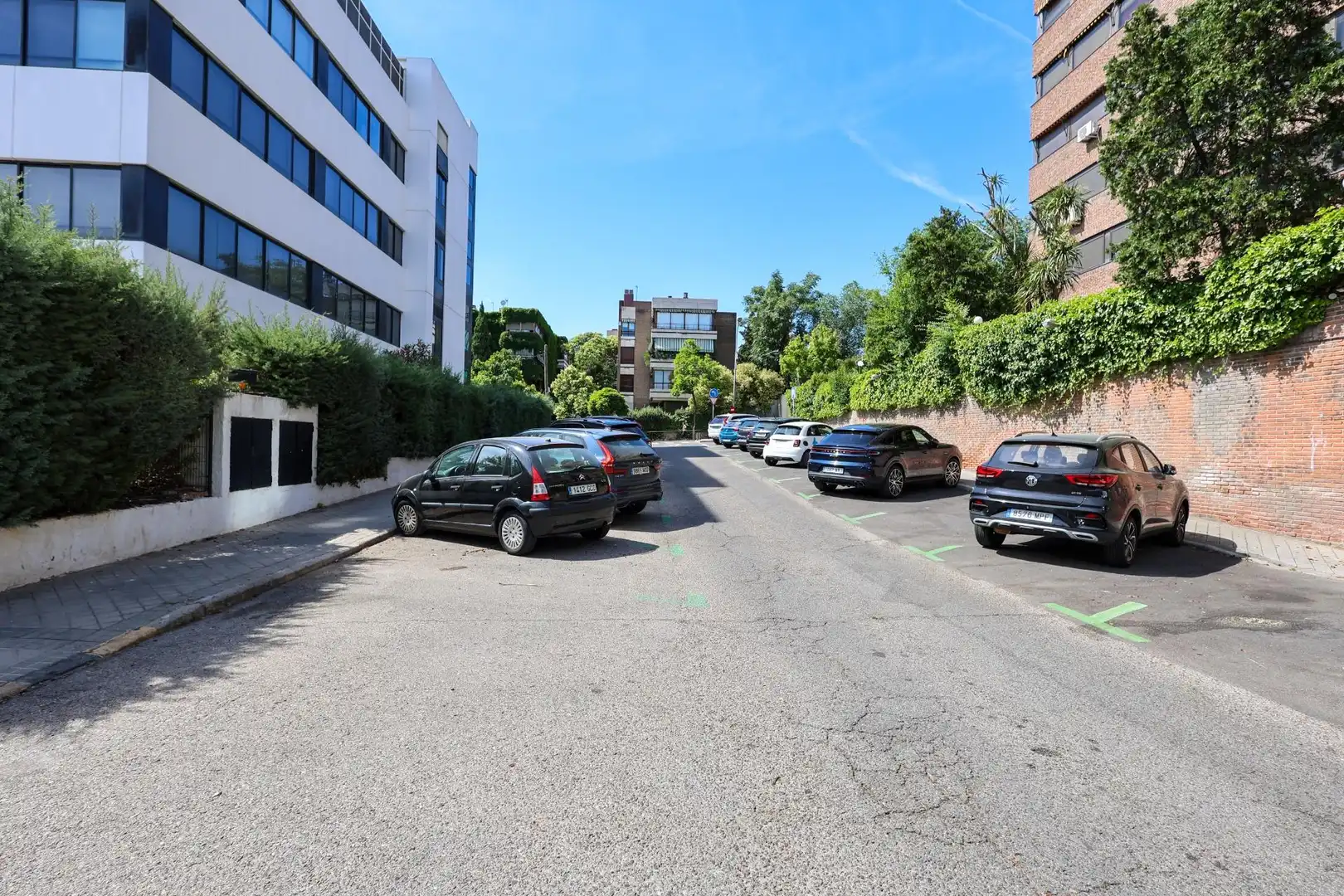 Aparcament de Apartament de lloguer en Madrid amb Aire condicionat, Calefacció i Parquet