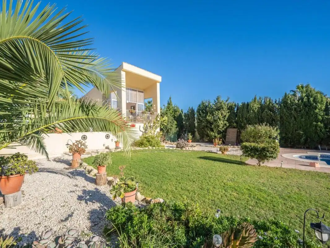 Houses for sale in Carrer de la Espinela, Valle del Sol