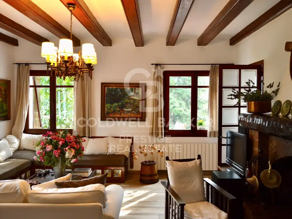 Sala de estar de Finca rústica en venta en Castellví de Rosanes