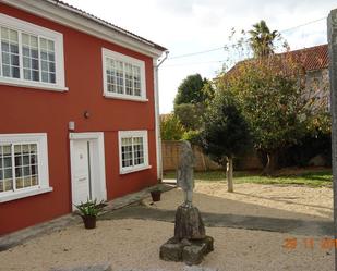 Exterior view of House or chalet for sale in Vilagarcía de Arousa  with Private garden, Parquet flooring and Terrace