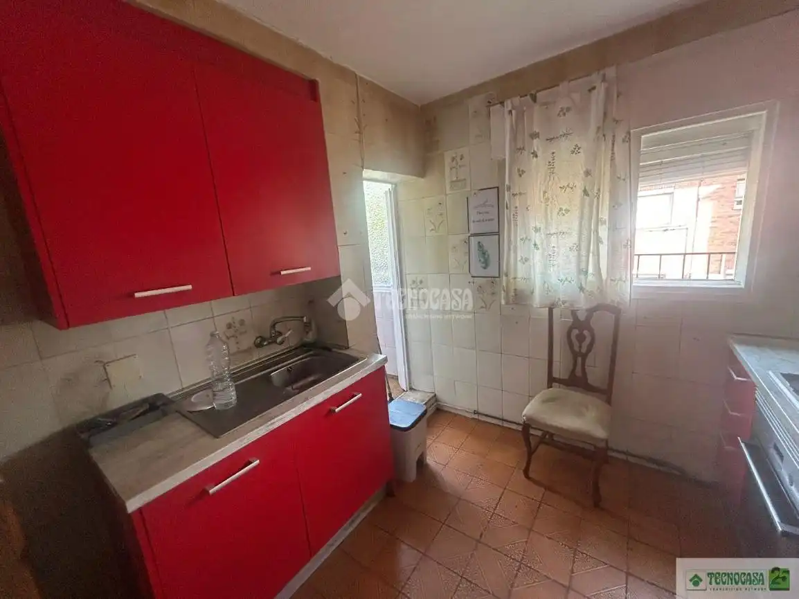 Cocina de Piso en venta en Ciudad Real con Calefacción y Terraza