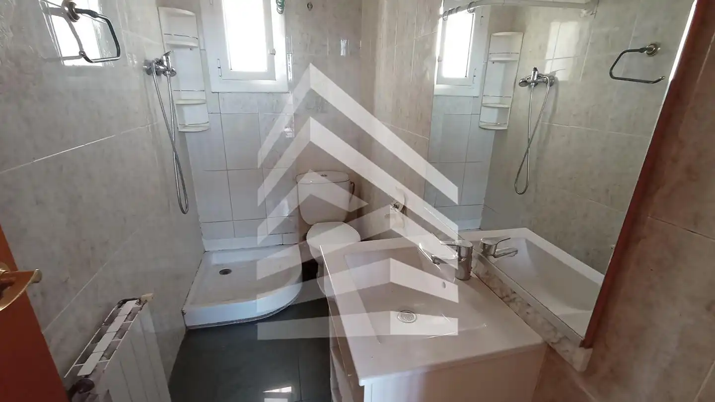 Bathroom of Attic for sale in Barcelona  with Heating and Terrace
