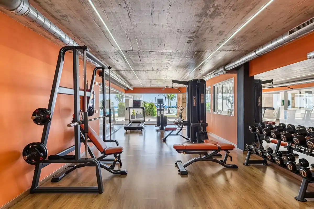 Planta baja en venta en Fuengirola con Aire acondicionado, Calefacción y Terraza