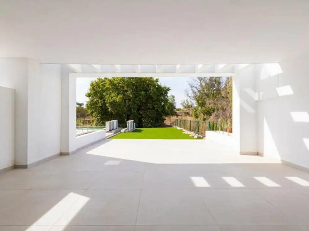 Habitatge amb terrassa en venda a San Pedro de Alcántara, imagen 4