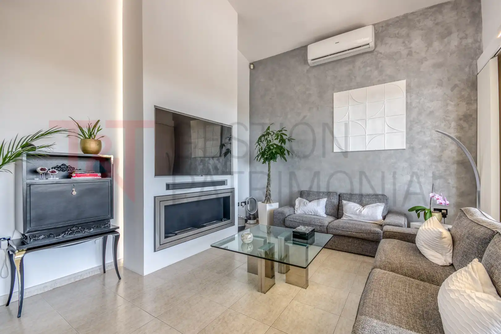 Sala de estar de Casa o chalet en venta en Vilanova i la Geltrú con Aire acondicionado, Calefacción y Terraza