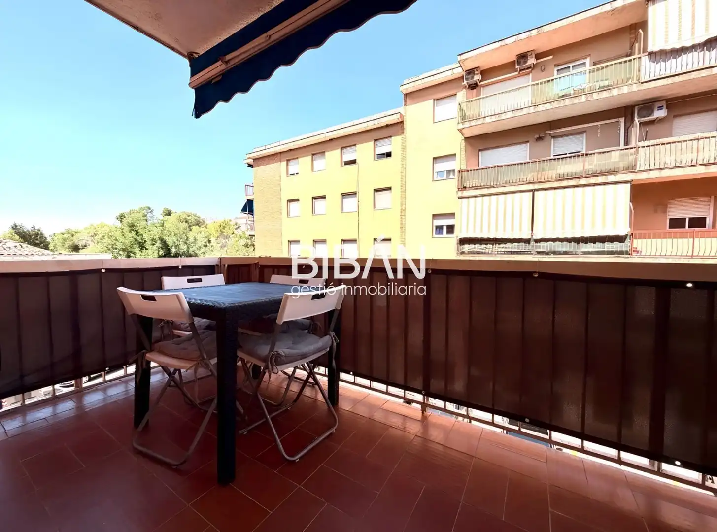 Vista exterior de Piso en venta en Valls con Aire acondicionado, Calefacción y Parquet