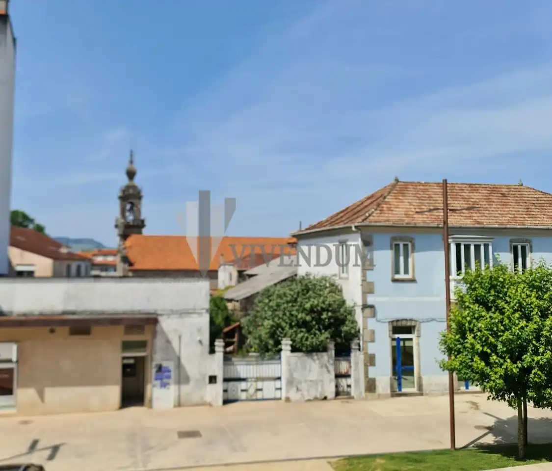 Vista exterior de Piso en venta en Tomiño con Calefacción, Terraza y Balcón