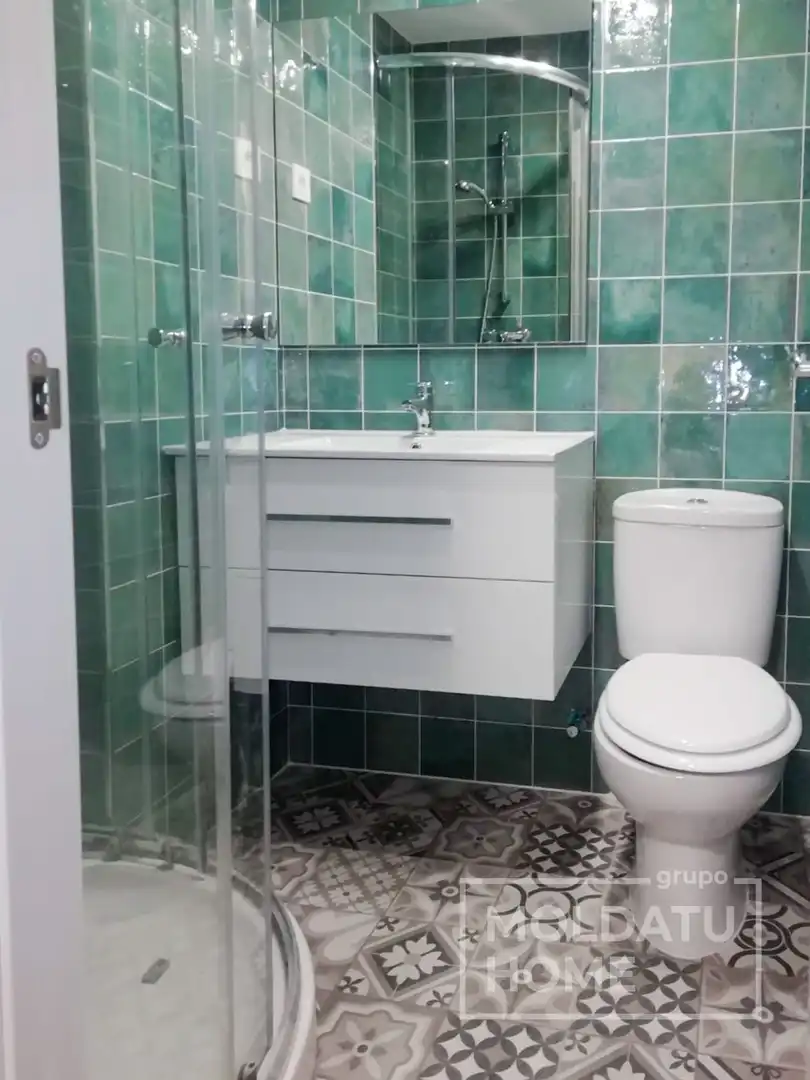 Baño de Piso en venta en Bilbao  con Calefacción