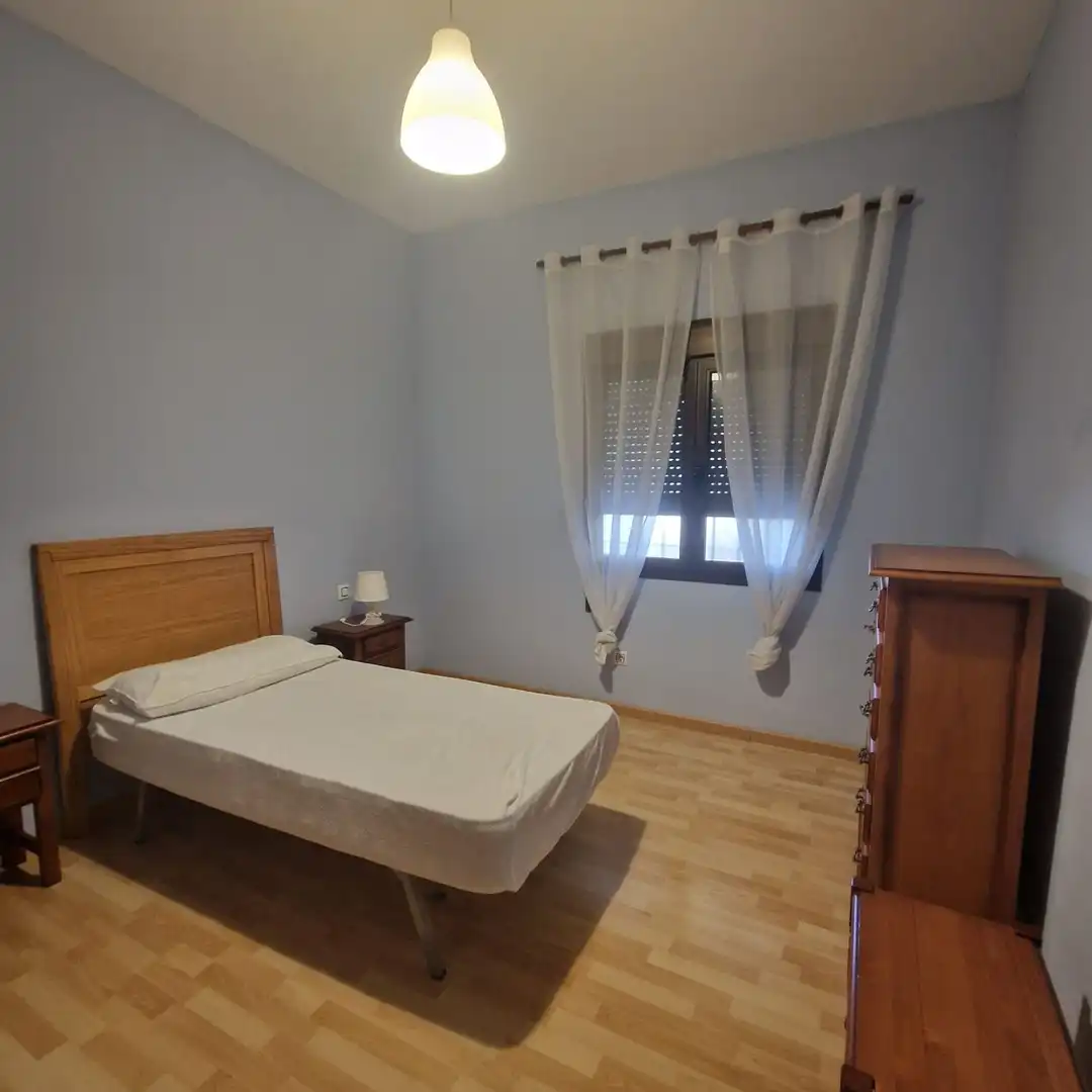 Flat with lift to rent in Poeta agustin Ruano, imagen 12