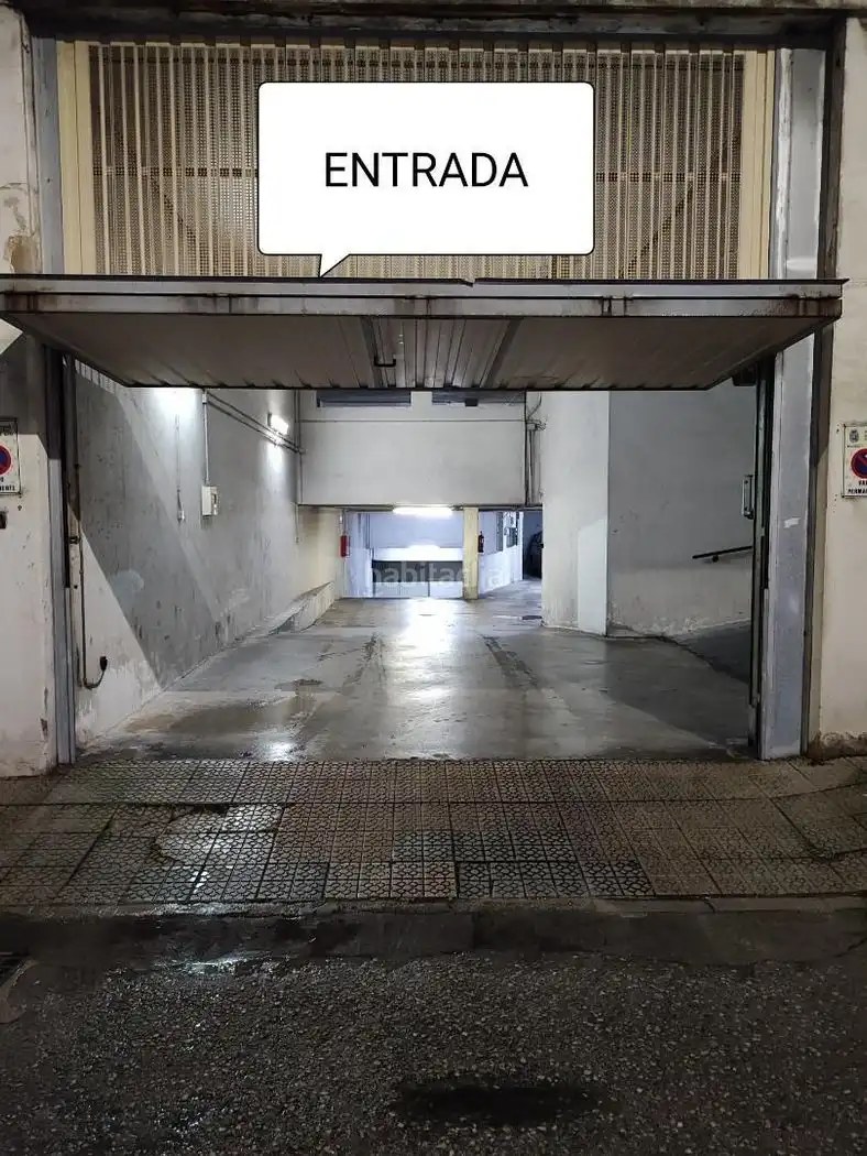 Parking à louer à Calle Castilla 29, imagen 4
