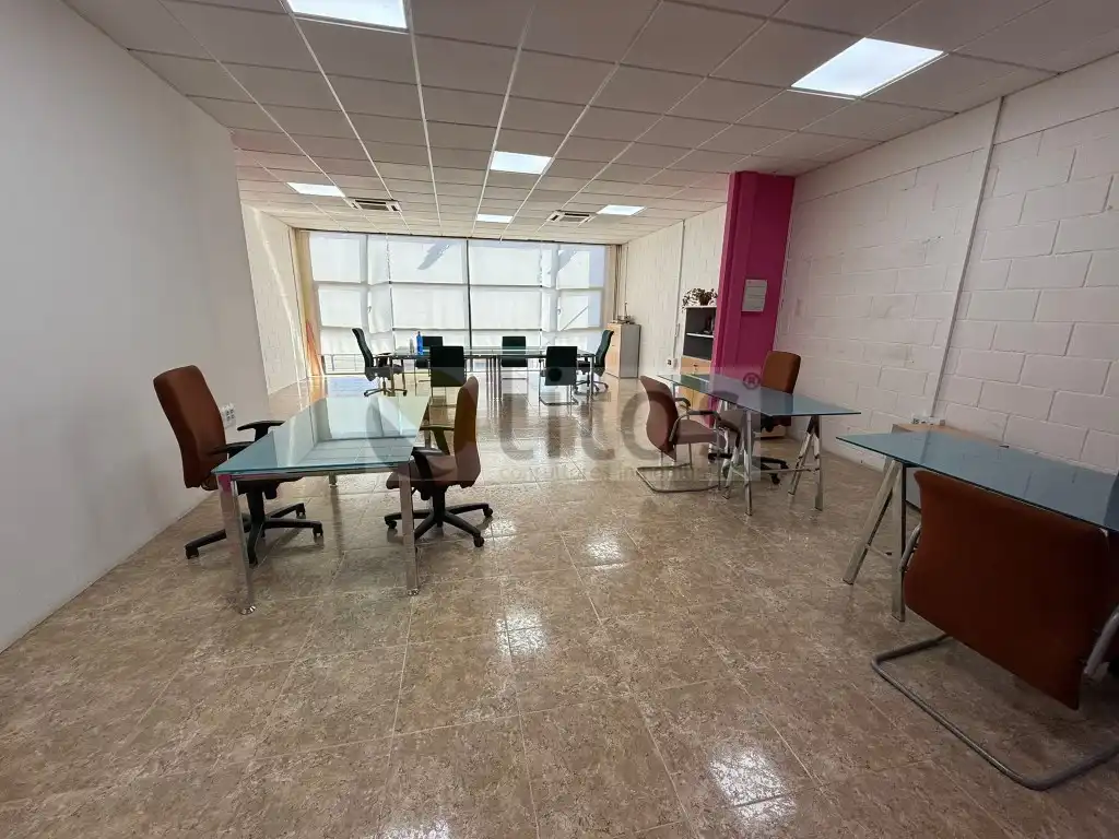 Büro zur Miete in Dos Hermanas