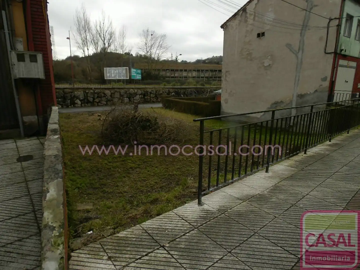 Terreny residencial en venda a Riaño - Los Barros, imagen 2