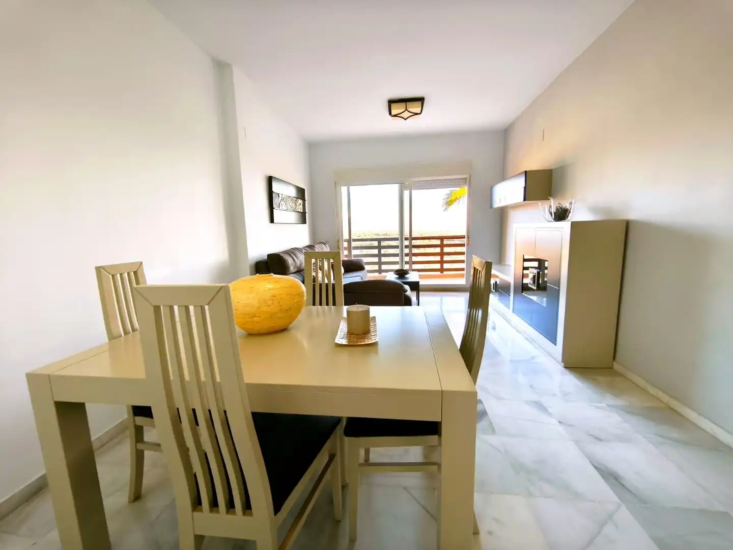 Esszimmer von Wohnung zum Verkauf in  Almería Capital mit Klimaanlage, Privatgarten und Terrasse