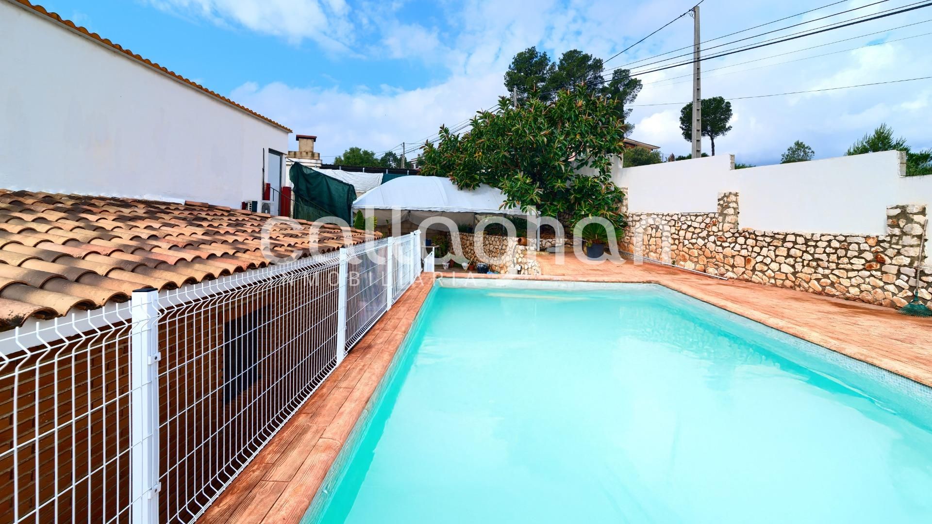 Piscina de Casa o xalet en venda en Alberic amb Aire condicionat, Calefacció i Jardí privat