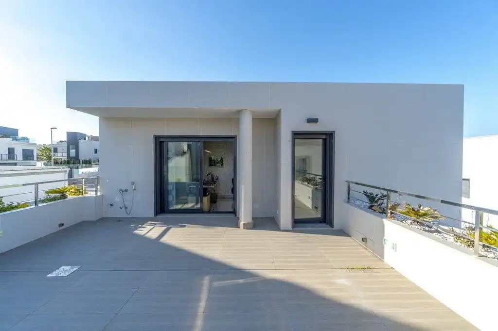 Villa mit Terrasse zum Verkauf in Calle Juan Marsé, imagen 29