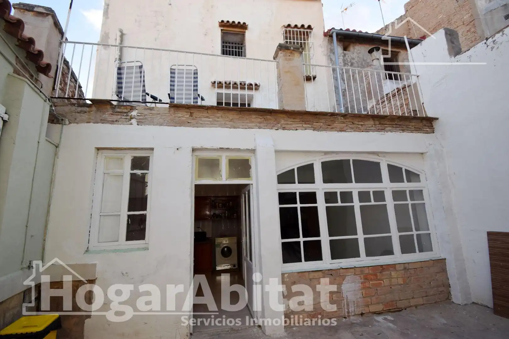 Vista exterior de Casa o xalet en venda en Almazora / Almassora amb Terrassa, Traster i Balcó