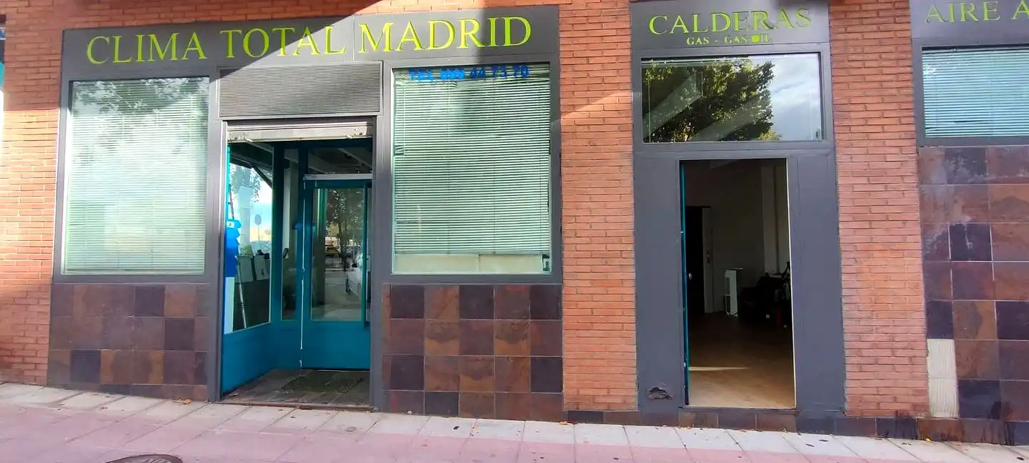 Local comercial en venta en Brasil 30, imagen 5