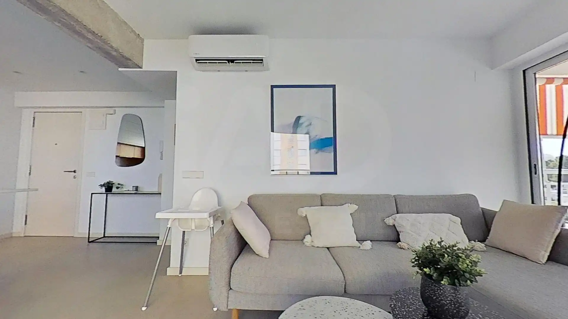 Wohnzimmer von Wohnung zur Miete in Benicasim / Benicàssim mit Klimaanlage, Terrasse und Schwimmbad