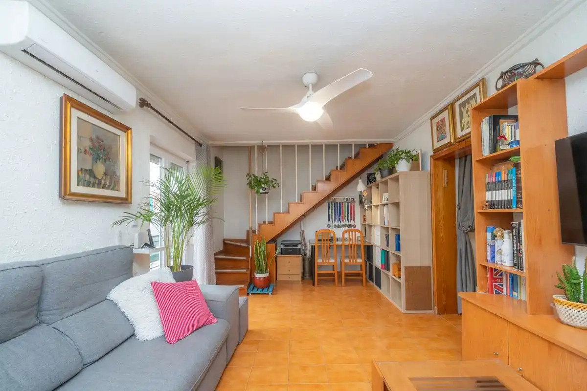 Dúplex con terraza en venta en Av. Pintor Gastón Castelló, imagen 9
