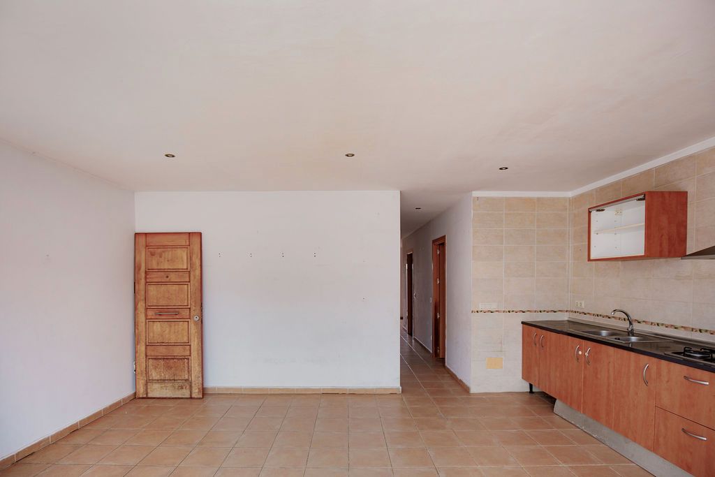 Flat for sale in L'Escala