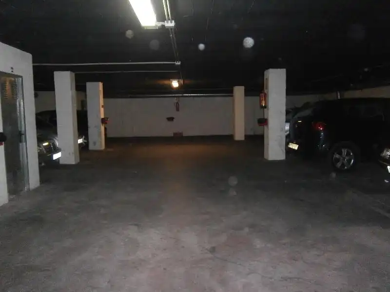 Parkplatz mit Aufzug zum Verkauf in C/ Pozo, imagen 2