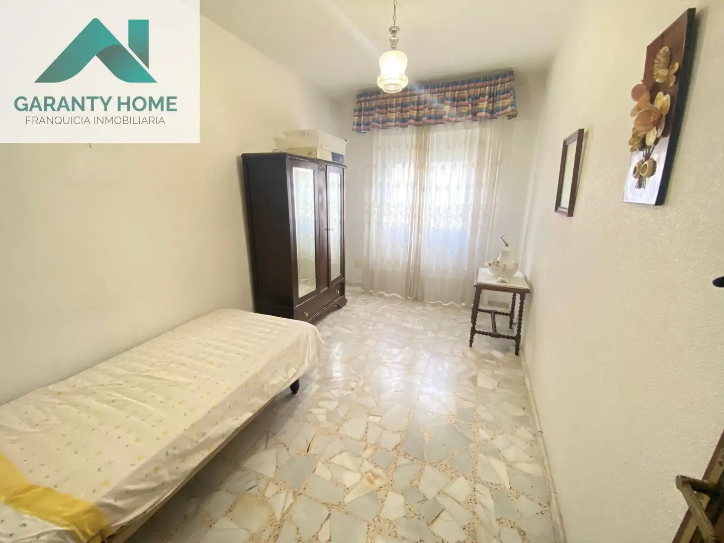 Habitación de Piso en venta en Torredonjimeno con Amueblado