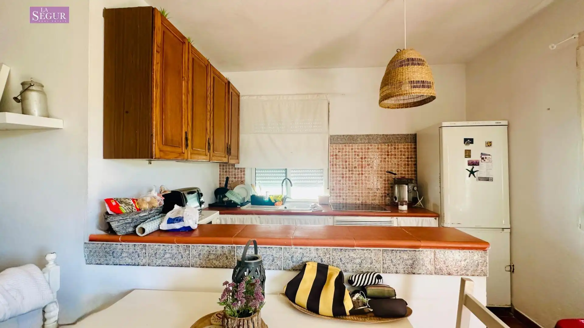 Cuina de Casa o xalet en venda en Barbate amb Jardí privat, Terrassa i Moblat