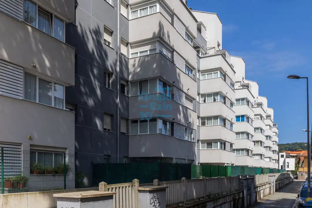 Vista exterior de Piso en venta en Donostia - San Sebastián  con Calefacción, Terraza y Trastero