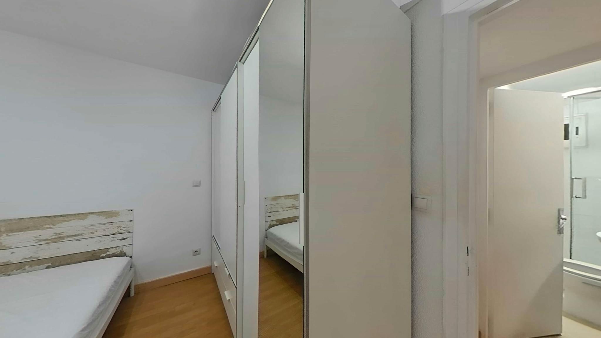 Bedroom of Flat to rent in  Madrid Capital  with Air Conditioner, Heating and Furnished