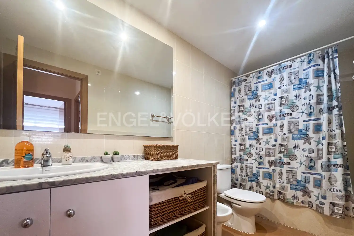 Baño de Piso de alquiler en Canet d'En Berenguer con Aire acondicionado, Calefacción y Terraza