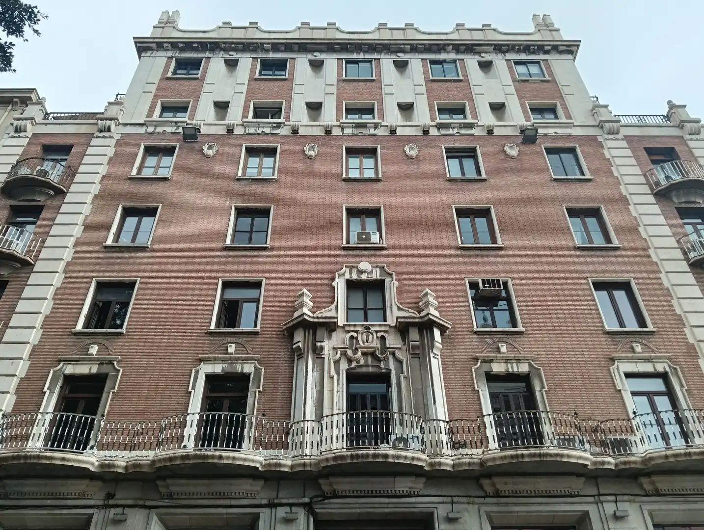 Außenansicht von Büro zum Verkauf in Málaga mit Balkon und Alarm