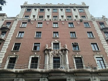 Oficina con balcón en venta en Alameda principal