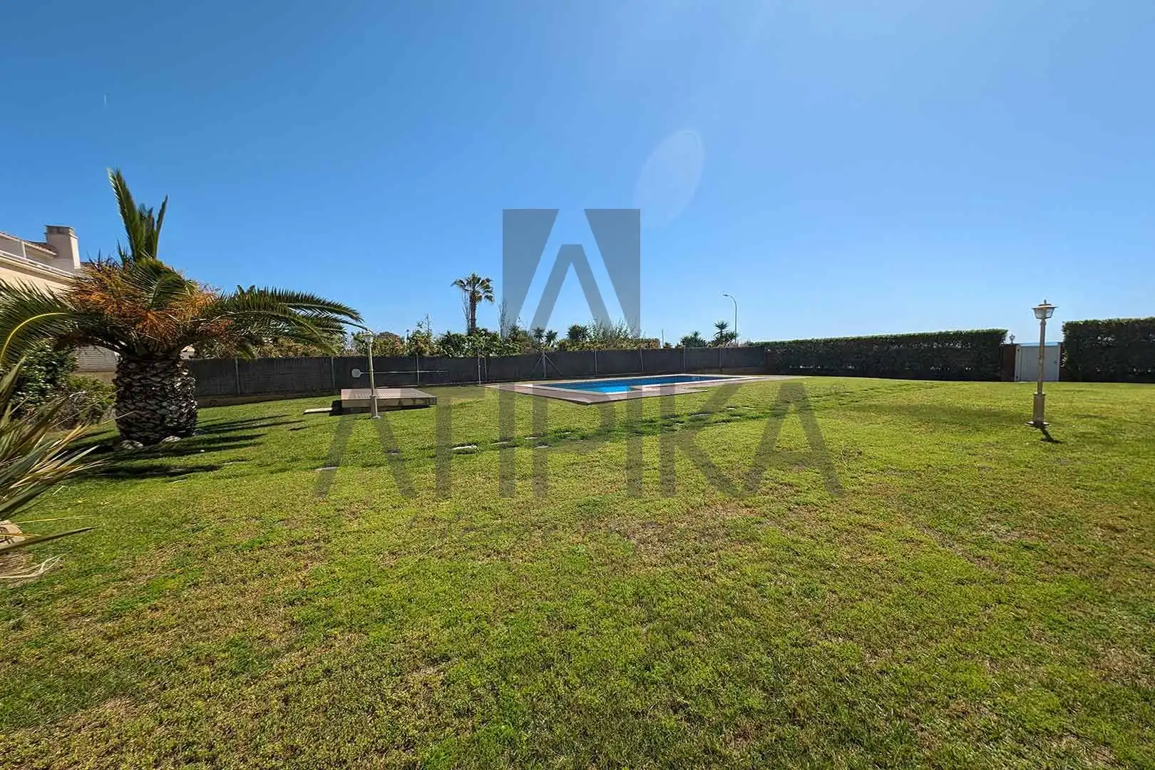 Jardín de Piso en venta en Castelldefels con Calefacción, Terraza y Trastero