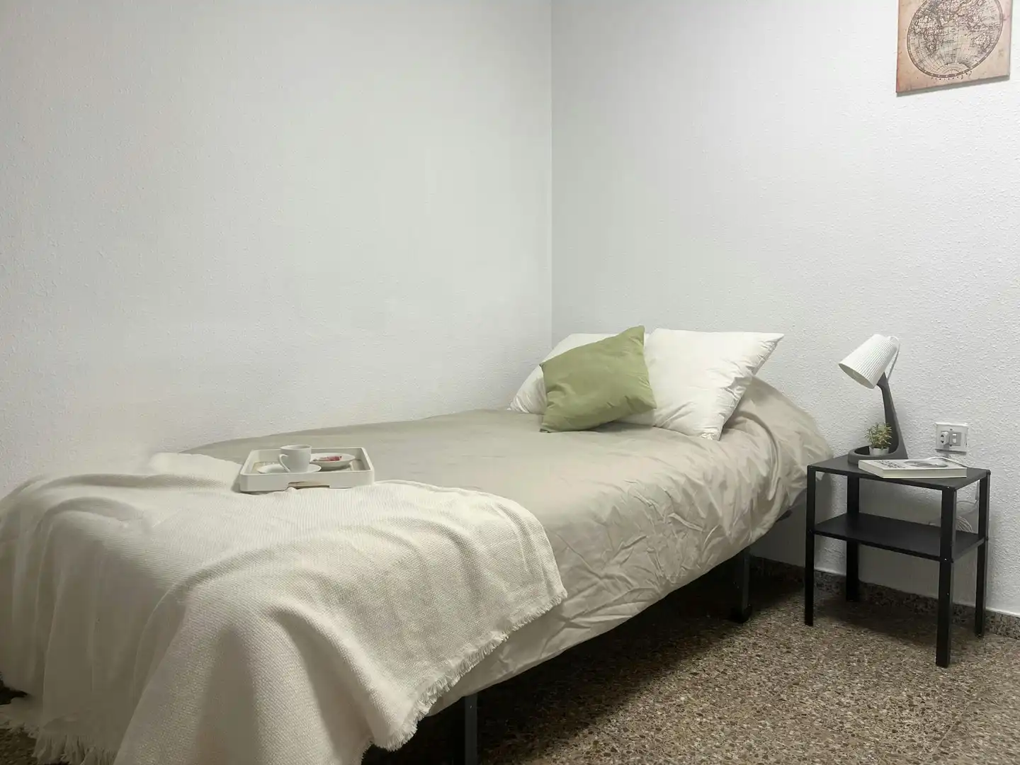 Habitación de Piso para compartir en Valencia con Calefacción, Amueblado y Lavadora