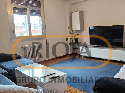 Living room of Flat for sale in Vitoria - Gasteiz  with Heating, Parquet flooring and Storage room