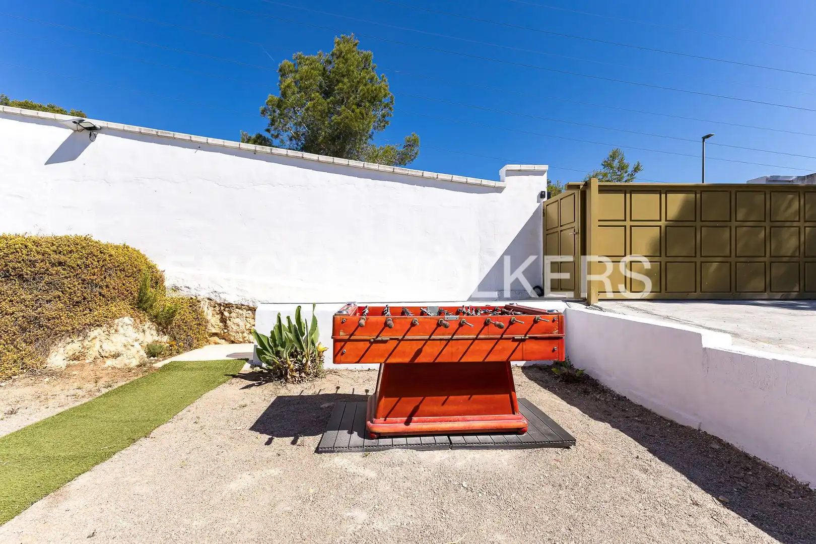 Vista exterior de Casa o xalet en venda en Sant Pere de Ribes amb Aire condicionat, Calefacció i Jardí privat