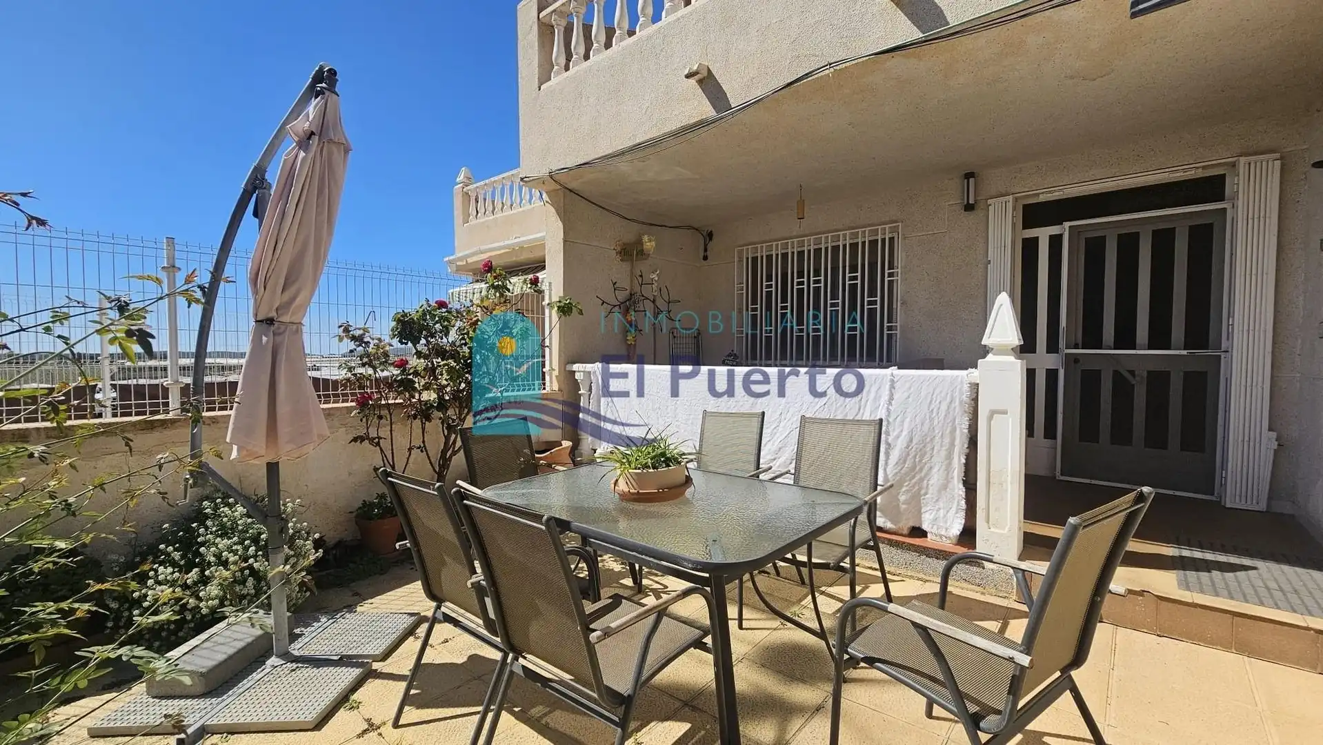 Vista exterior de Dúplex en venta en Mazarrón con Jardín privado, Terraza y Amueblado