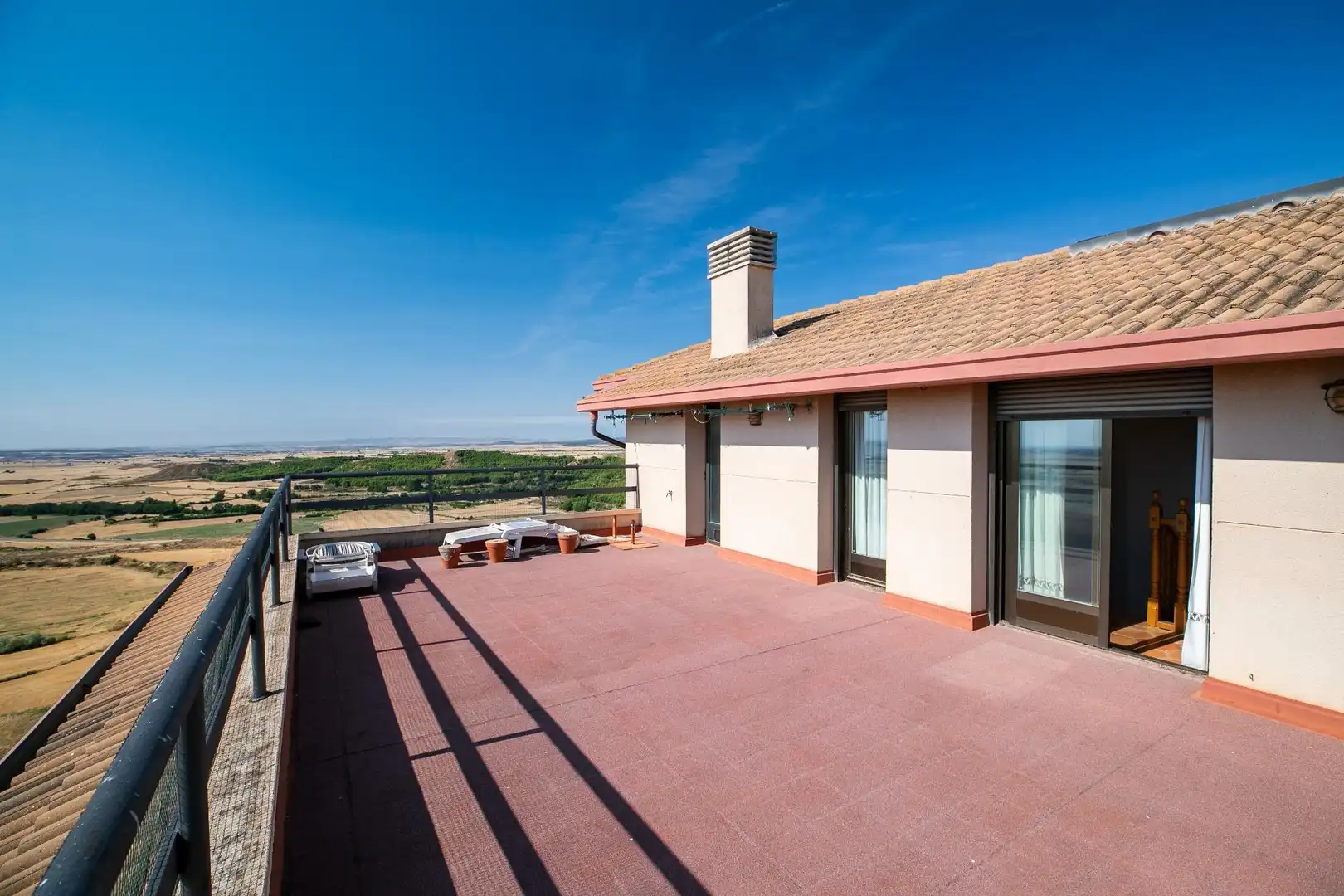 Terrassa de Edifici en venda en La Sotonera, Huesca
