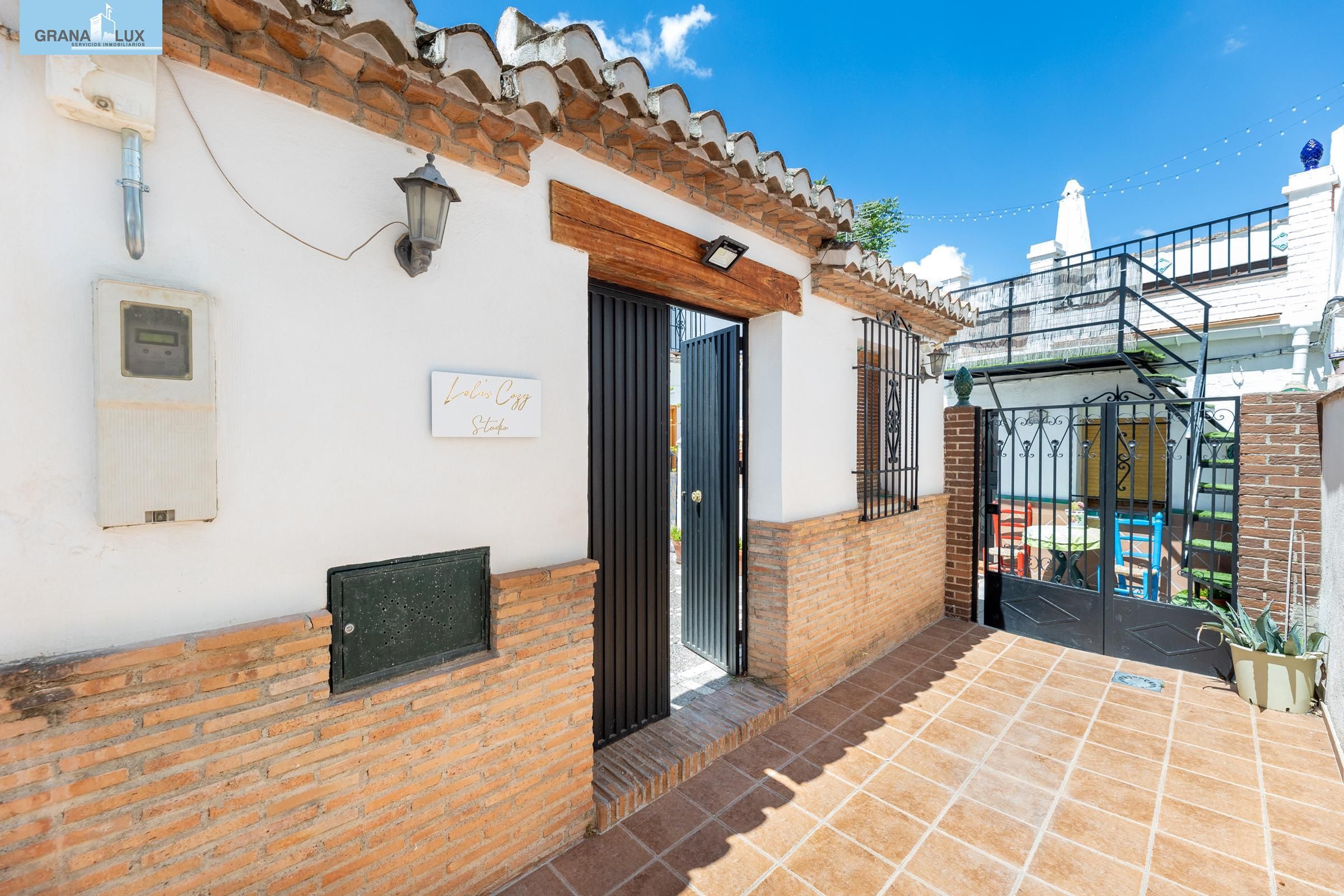 Exterior view of Study for sale in  Granada Capital